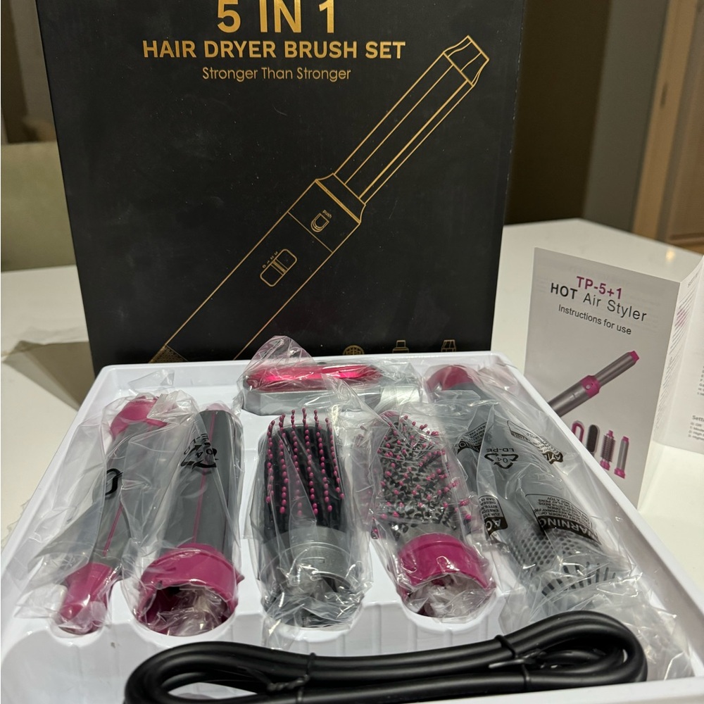 TP-5+1 BNIB Hot Air Hair Styler